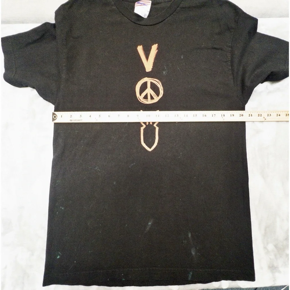 Vintage 2005 U2 Vertigo Tour Black T-Shirt Mens Large Made In USA Distressed